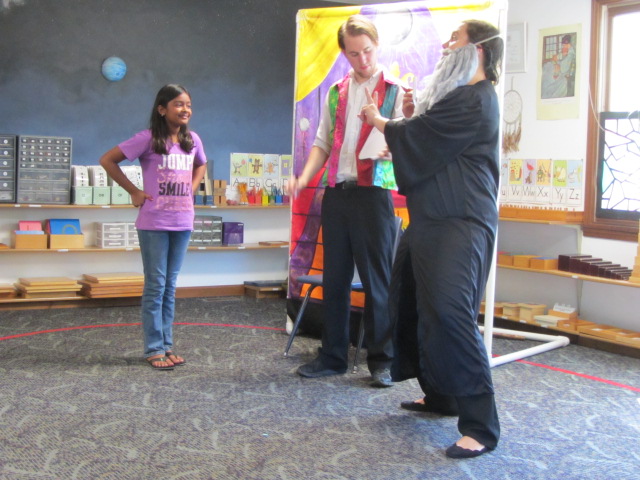 Montessori Children's House hosted the Windy City Players, who performed "The Emperor's New Clothes."